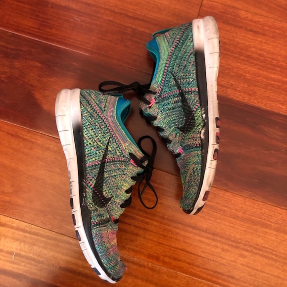 NIKE - Free Flyknit 5.0 TR Training Shoe (Size 6) - Picture 3 of 8